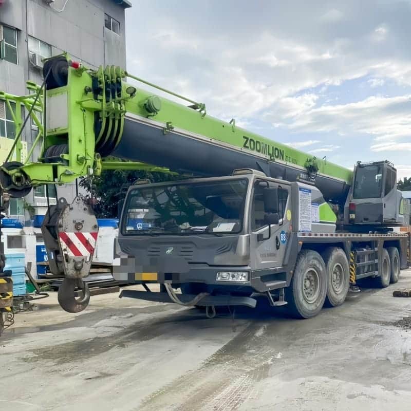Zoomlion ZTC800V5 — 80T Truck Crane