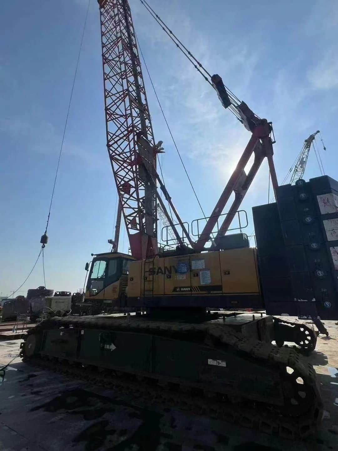 SANY SCC1500A — 150T Crawler Crane 13