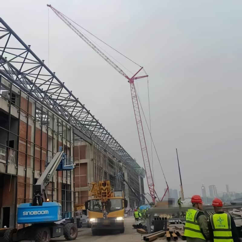 SANY SCC2000 — 200T Crawler Crane 2