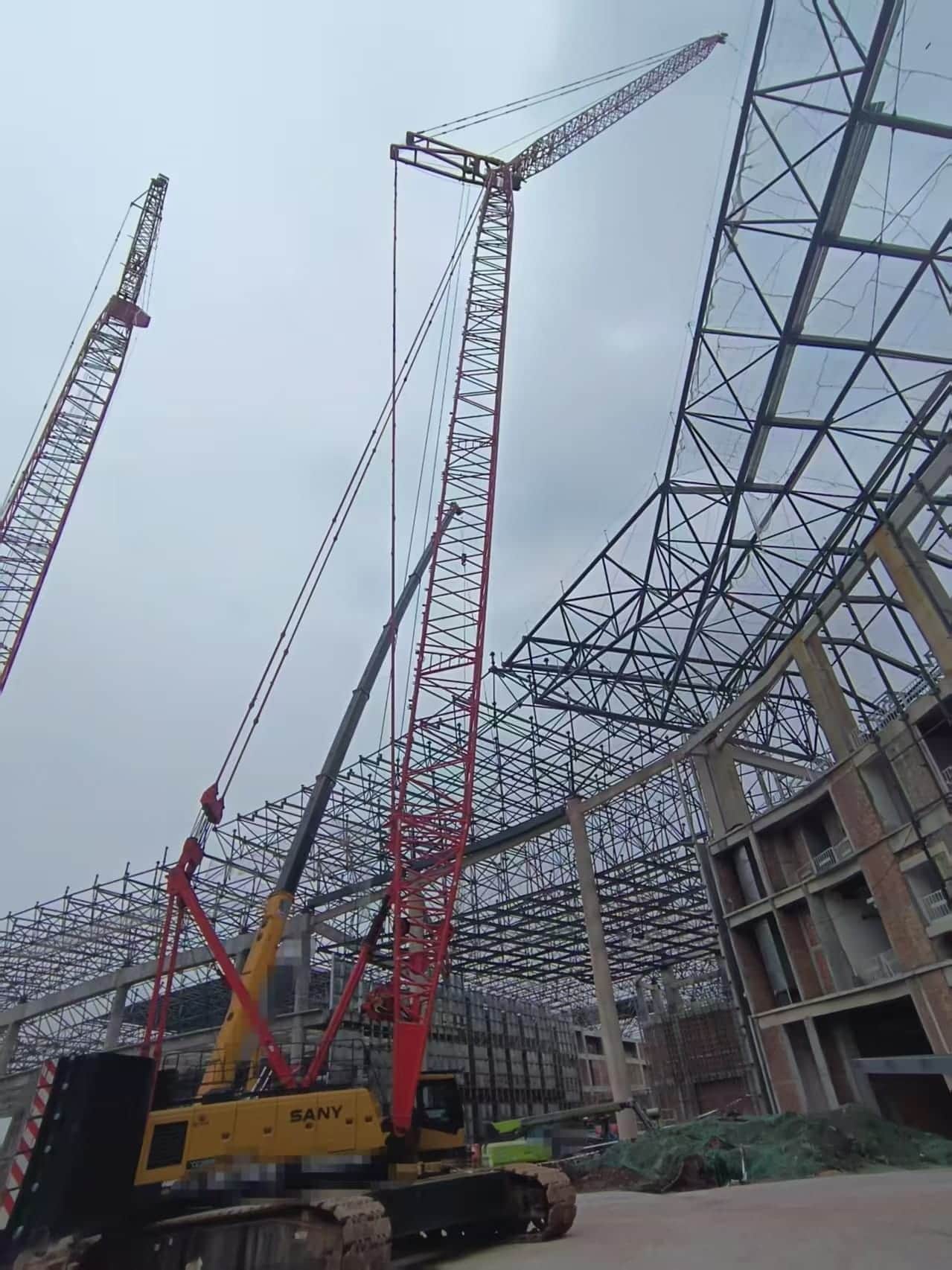 SANY SCC2000 — 200T Crawler Crane 7