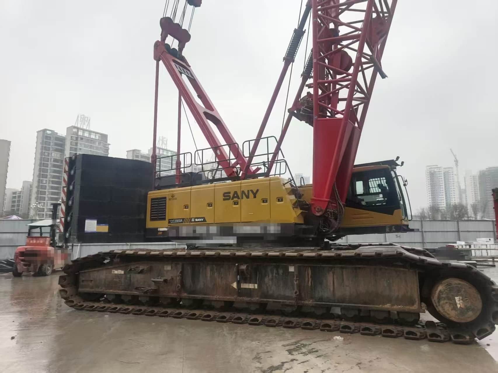 SANY SCC2000 — 200T Crawler Crane 9