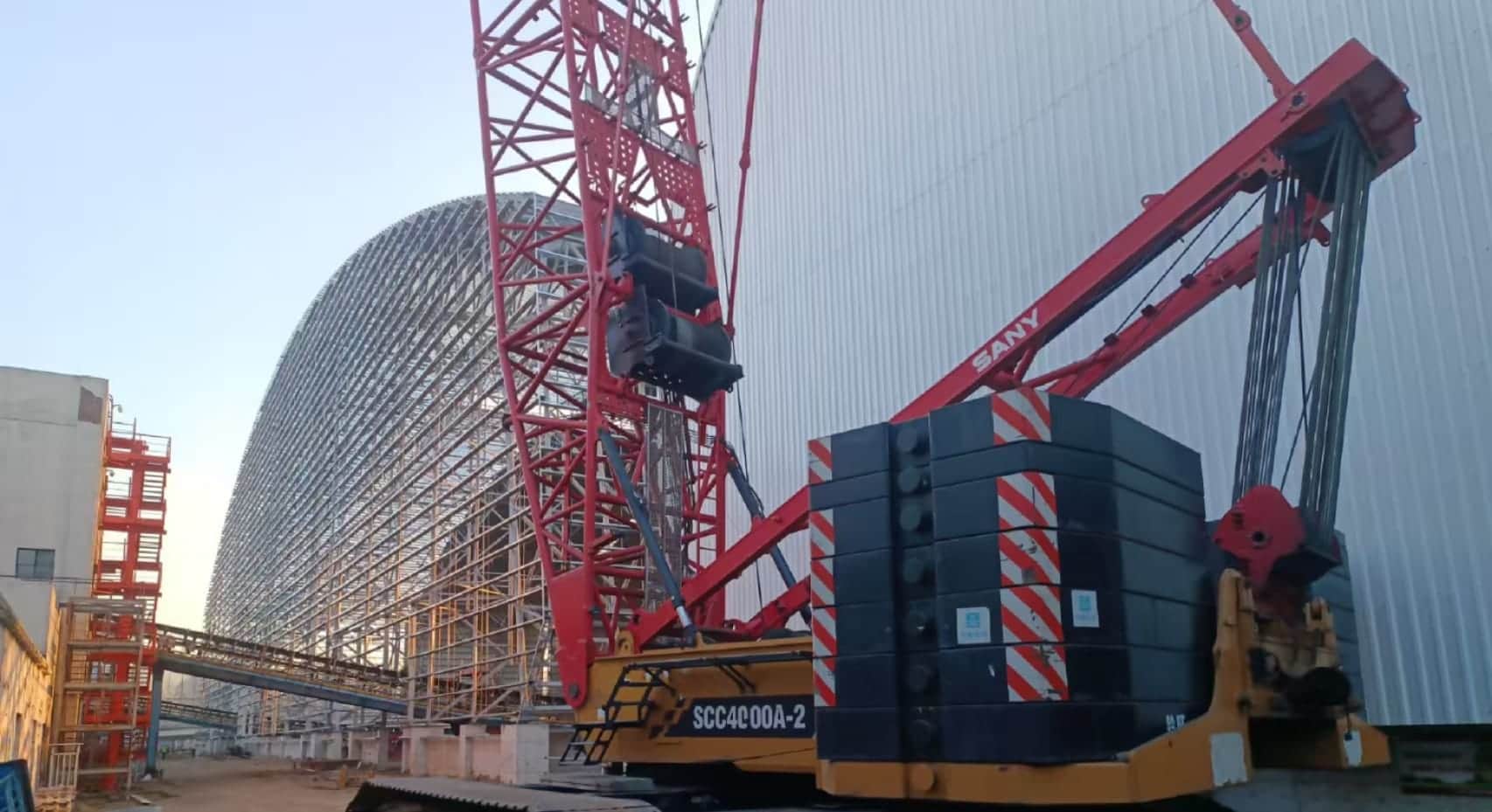 SANY SCC4000A — 400T Crawler Crane 12