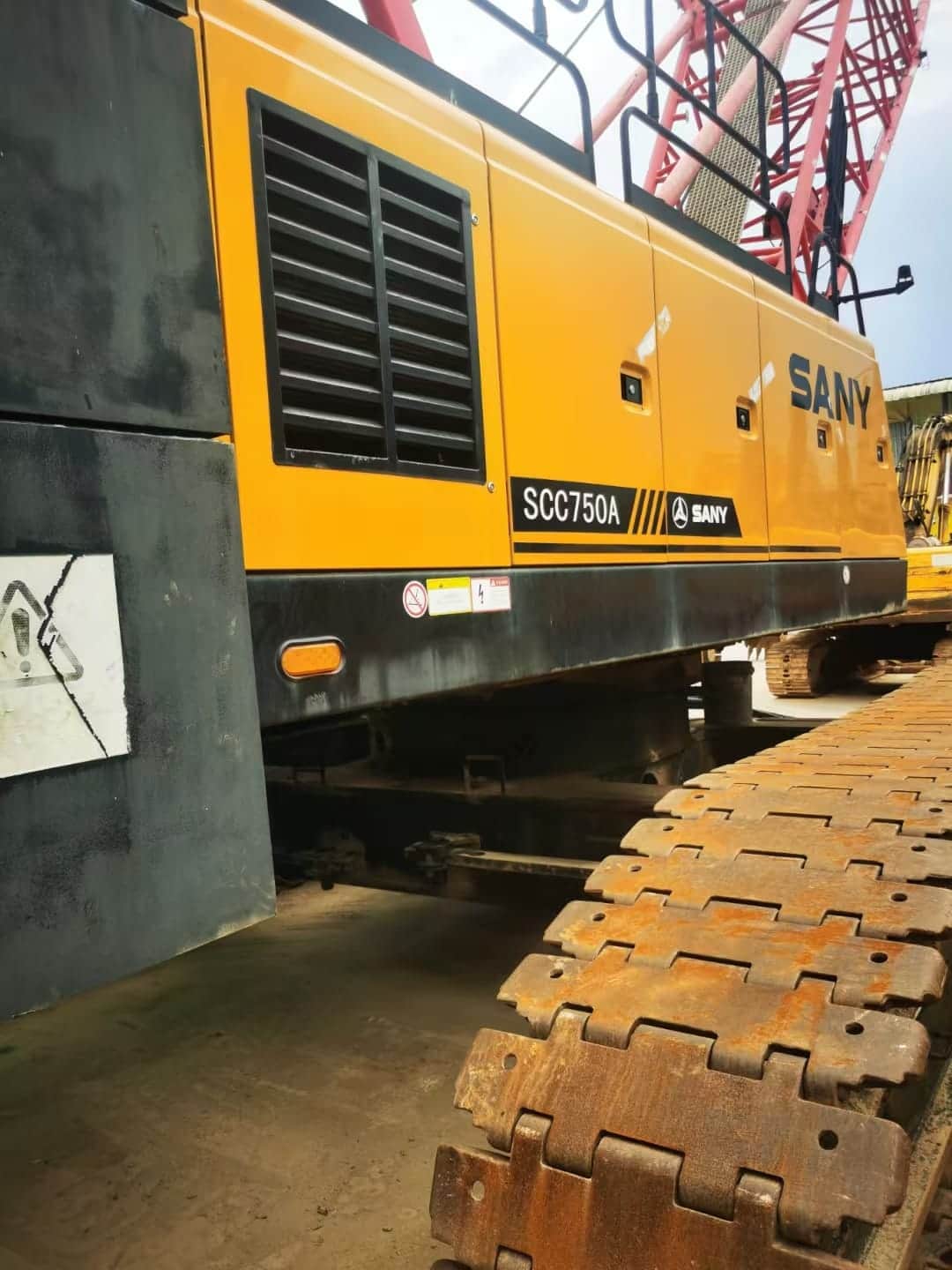 SANY SCC750A — 75T Crawler Crane 8