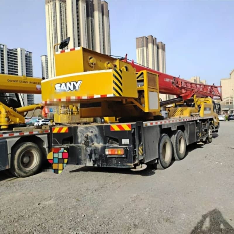 SANY STC250C5-1 — 25T Truck Crane 2