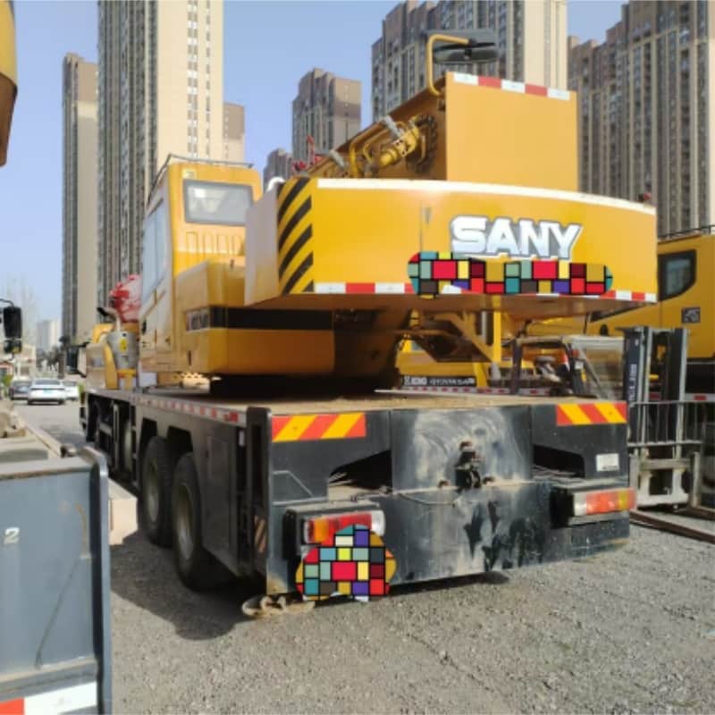 SANY STC250C5-1 — 25T Truck Crane 5