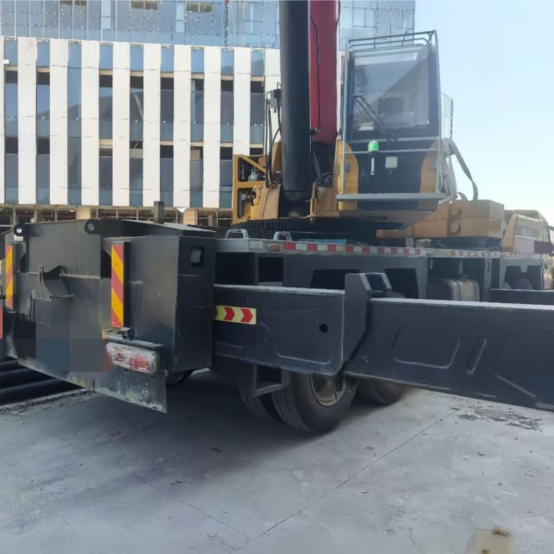 SANY STC550T6 — 55T Truck Crane 3