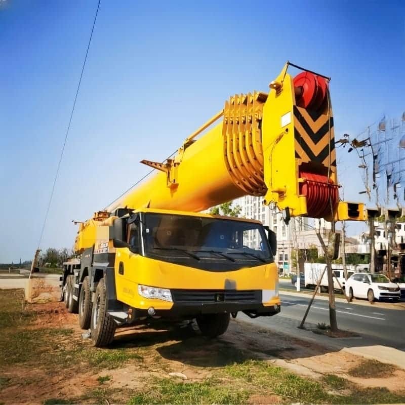 XCMG QY100K7C — 100T Truck Crane 3