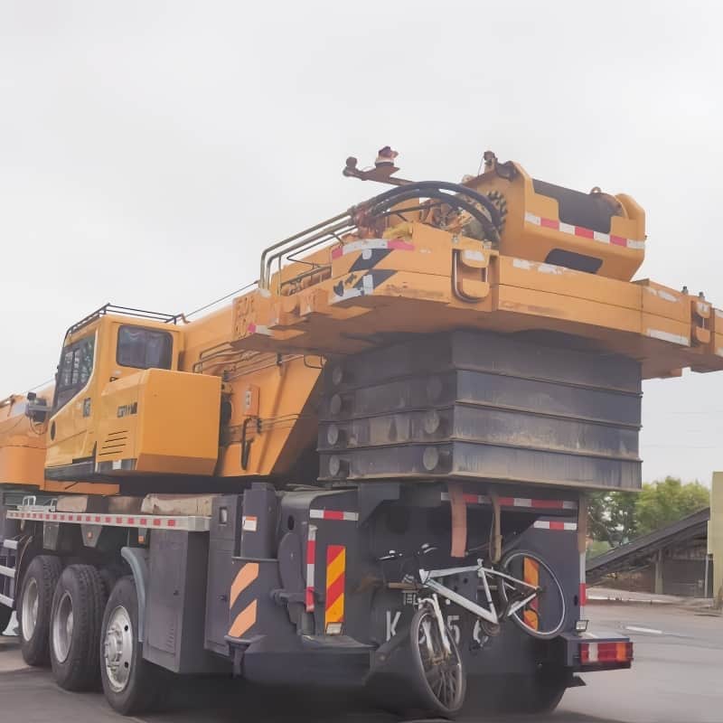 XCMG QY100K7C — 100T Truck Crane 4