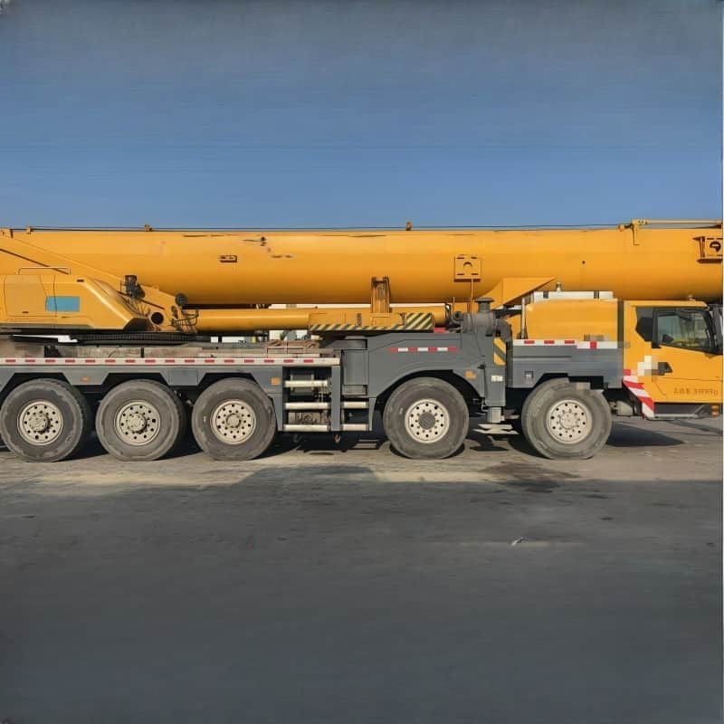 XCMG XCT130L8 — 130T Truck Crane 2