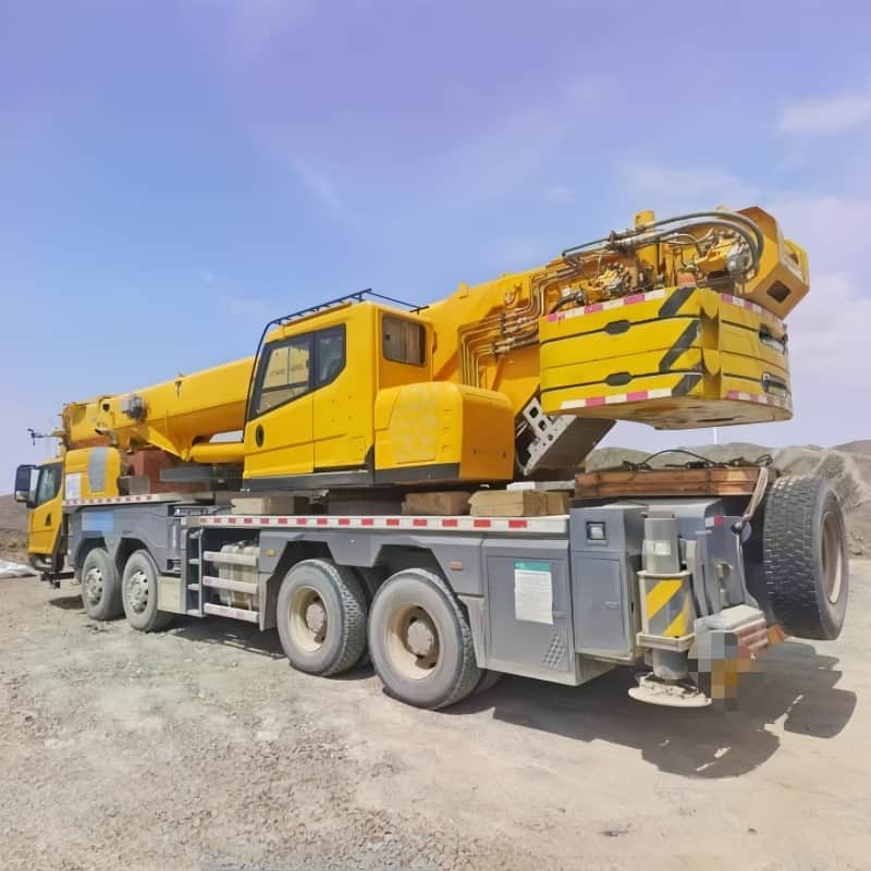 XCMG XCT55L6 — 55T Truck Crane 12