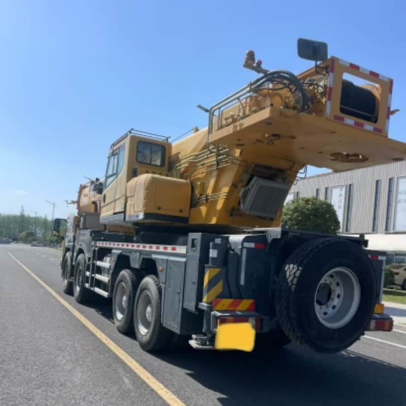 XCMG XCT80L6-1 — 80T Truck Crane 3