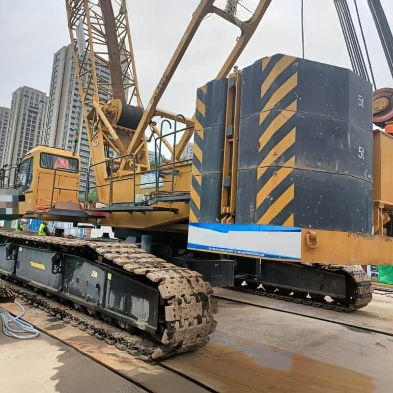 XCMG XGC130 — 130T Crawler Crane 5