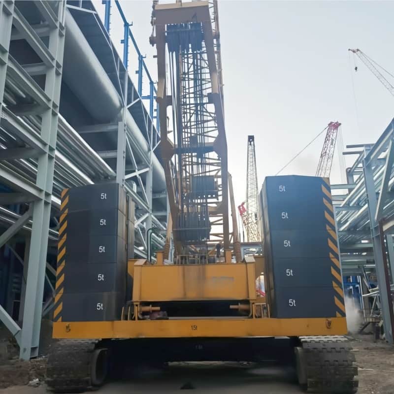XCMG XGC200 — 200T Crawler Crane 4