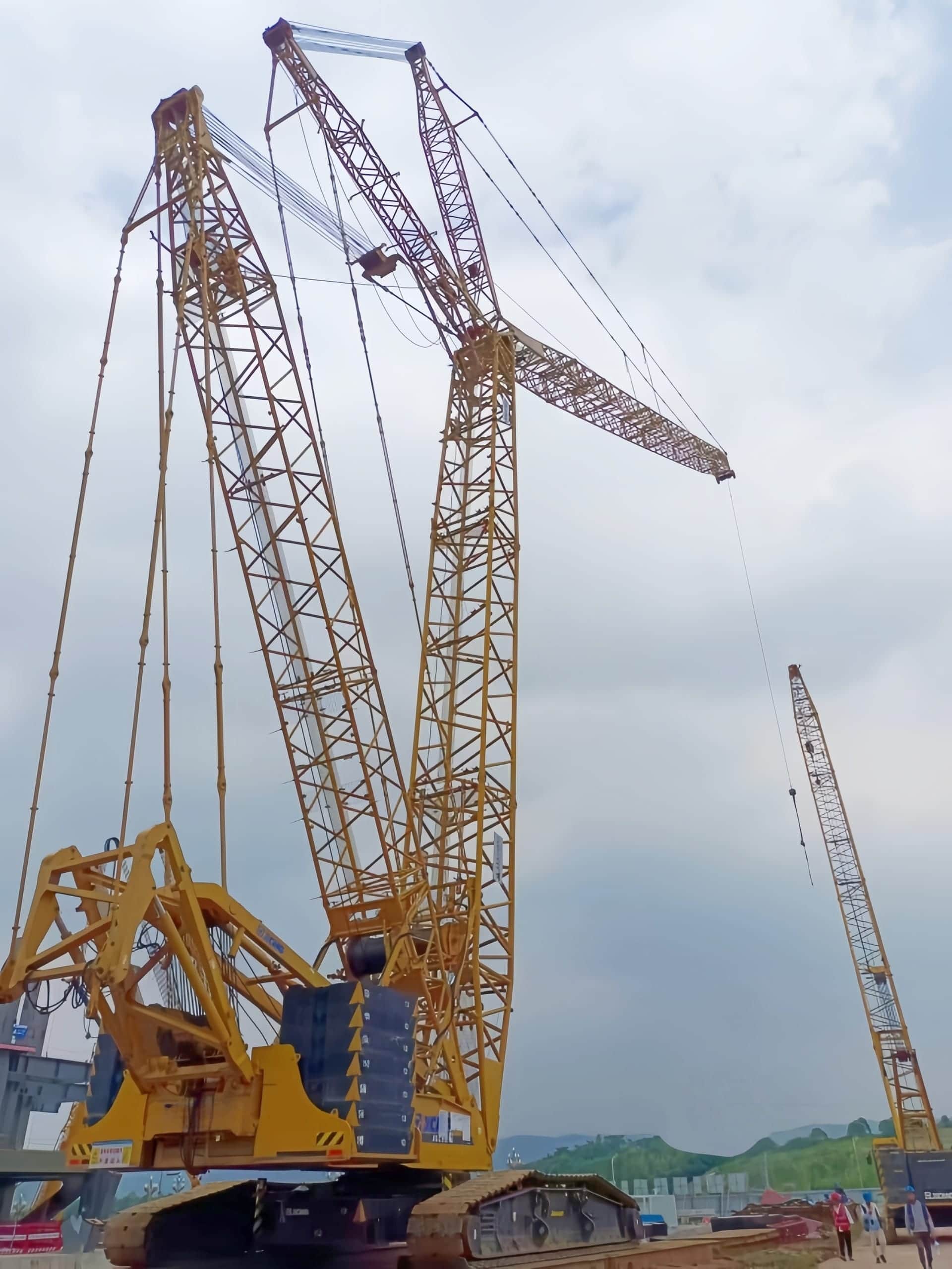 XCMG XGC500 — 500T Crawler Crane 11