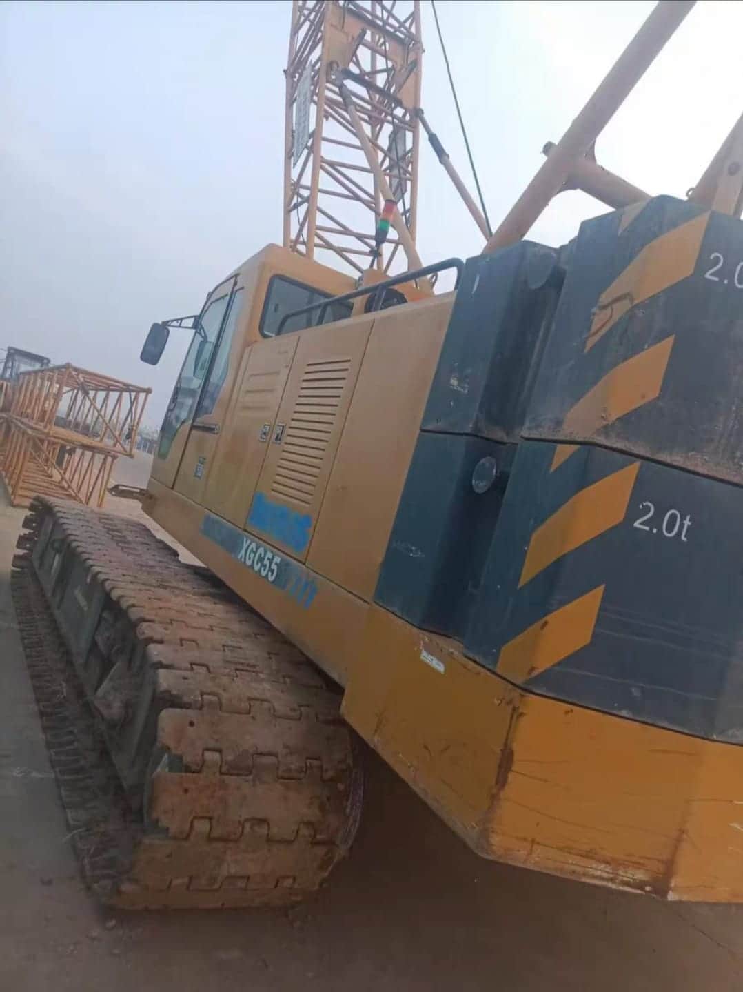 XCMG XGC55 — 55T Crawler Crane 10