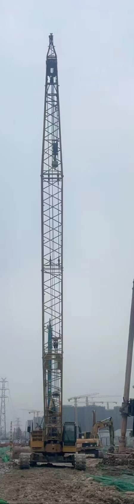 XCMG XGC55 — 55T Crawler Crane 17