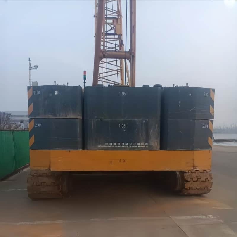 XCMG XGC55 — 55T Crawler Crane 4