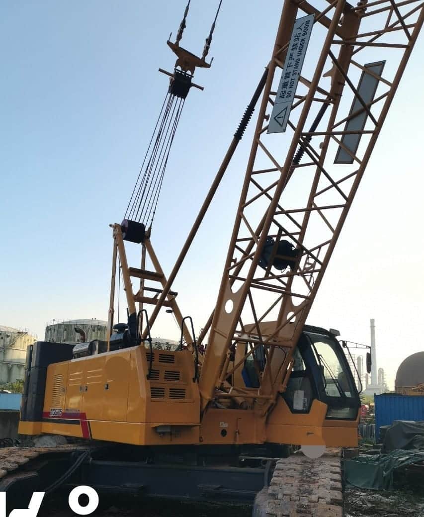 XCMG XGC75 — 75T Crawler Crane 9