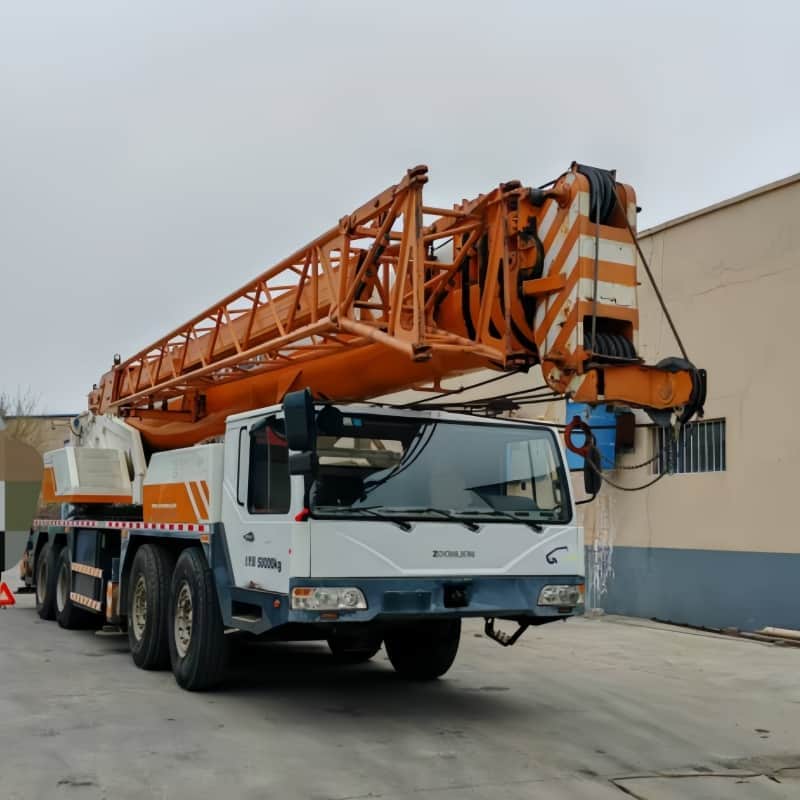 Zoomlion QY80V5 — 80T Truck Crane 5
