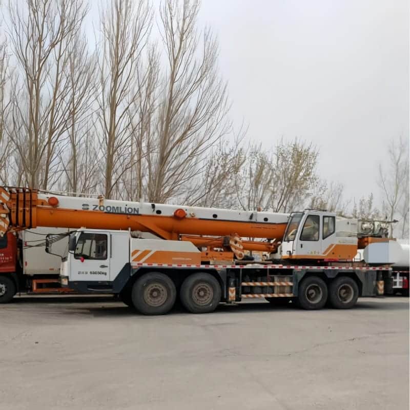 Zoomlion QY80V5 — 80T Truck Crane 6