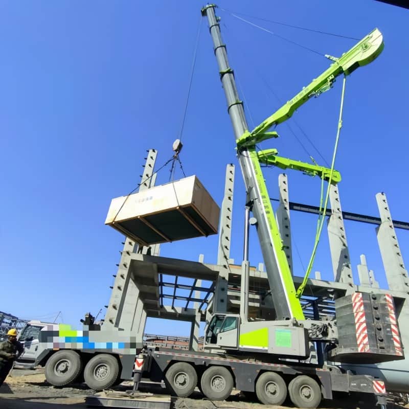 Zoomlion ZAT3000V7 — 300T All-Terrain Crane 3
