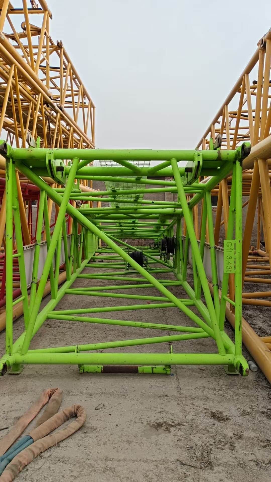 Zoomlion ZCC2600 — 260T Crawler Crane 17