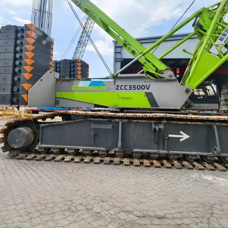 Zoomlion ZCC3500V — 350T Crawler Crane 9