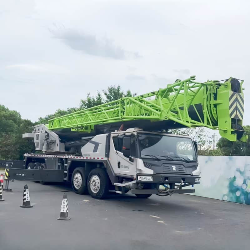 Zoomlion ZTC1000V5 — 100T Truck Crane