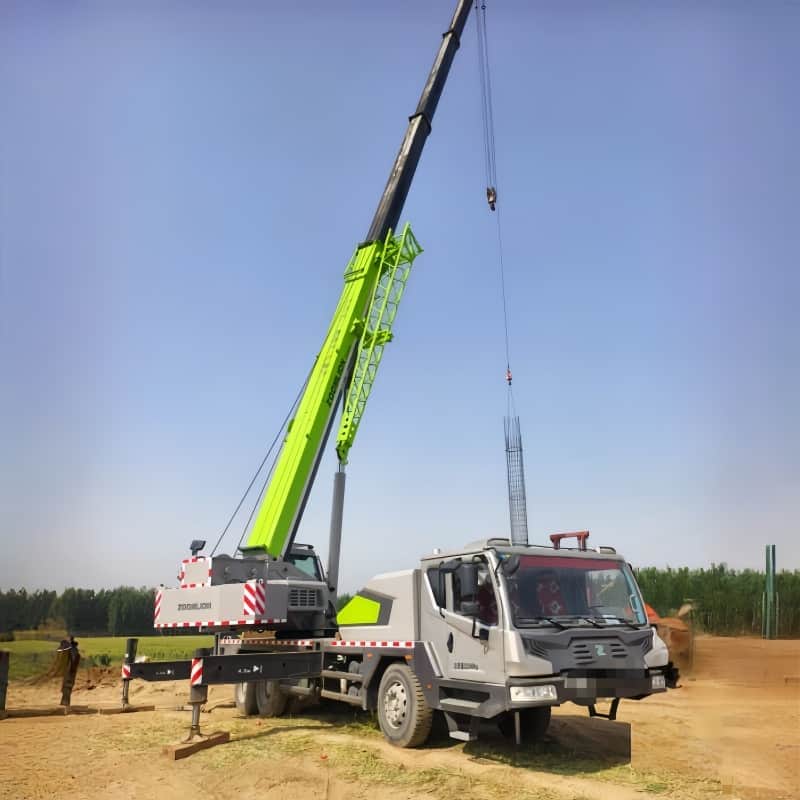 Zoomlion ZTC251V5 — 25T Truck Crane 4