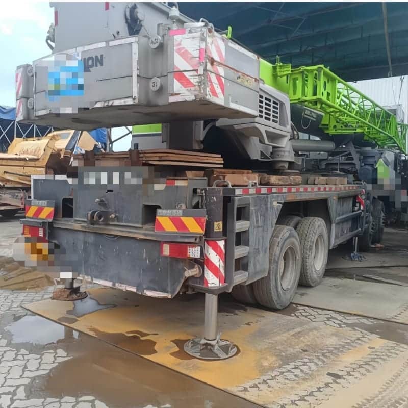 Zoomlion ZTC550H5 — 55T Truck Crane 3
