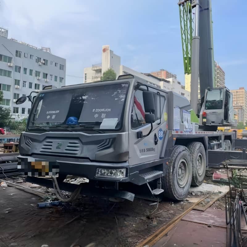 Zoomlion ZTC800V5 — 80T Truck Crane 3